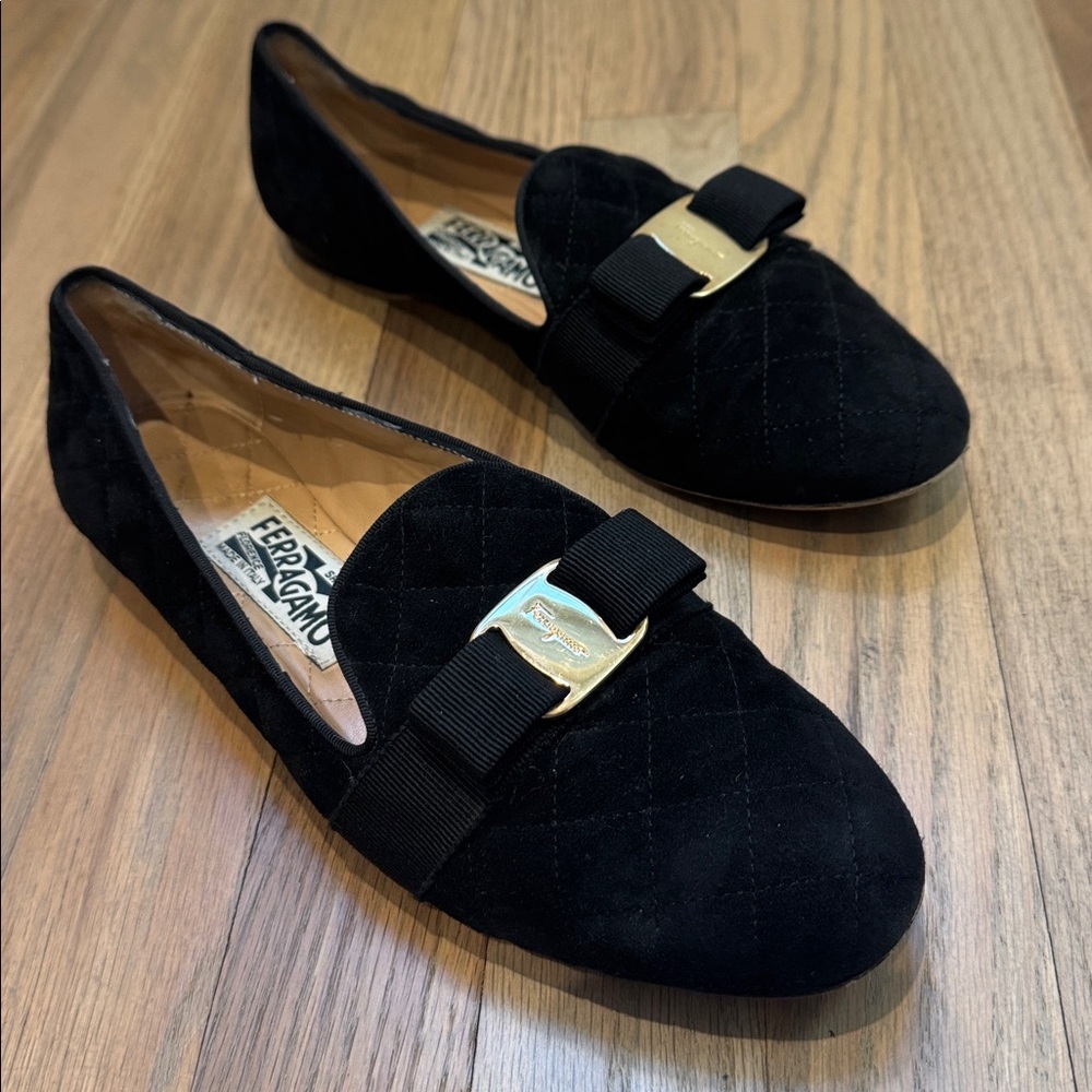 Salvatore Ferragamo Italy Black quilted Suede Loafers varina gold accent fit 7.5